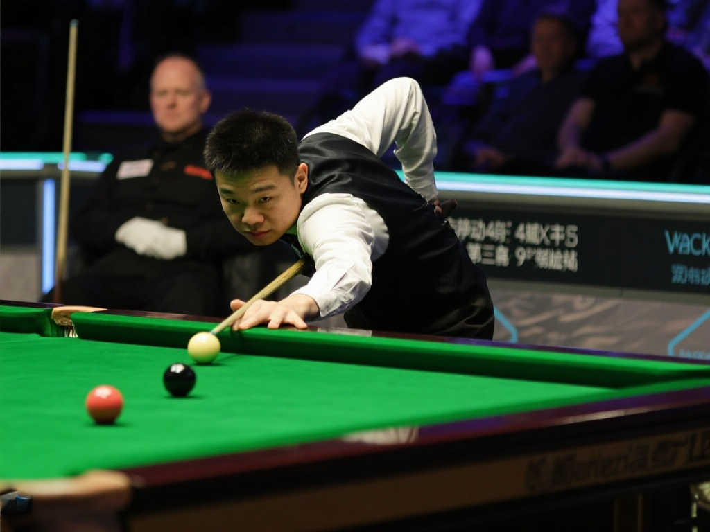 临场指挥的 临场指挥的