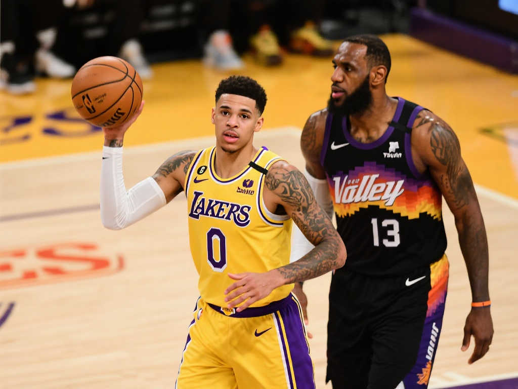 赛车携手举 赛车携手举